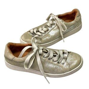 UGG Suede MILO Stardust Silver Lace-up Low-Top Sneaker Women's Size 7 Streetwear